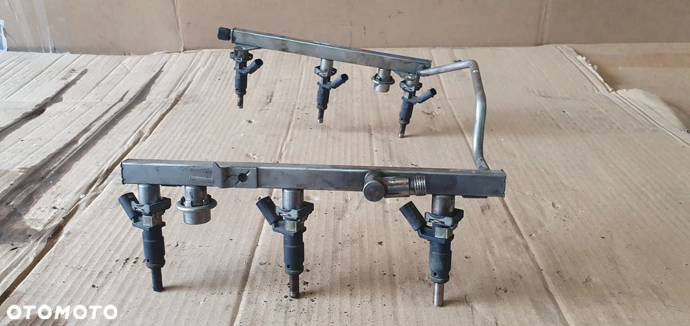 Listwa wtryskowa wtryski Mercedes ML W164 3.5 V6 A2720701395 - 2