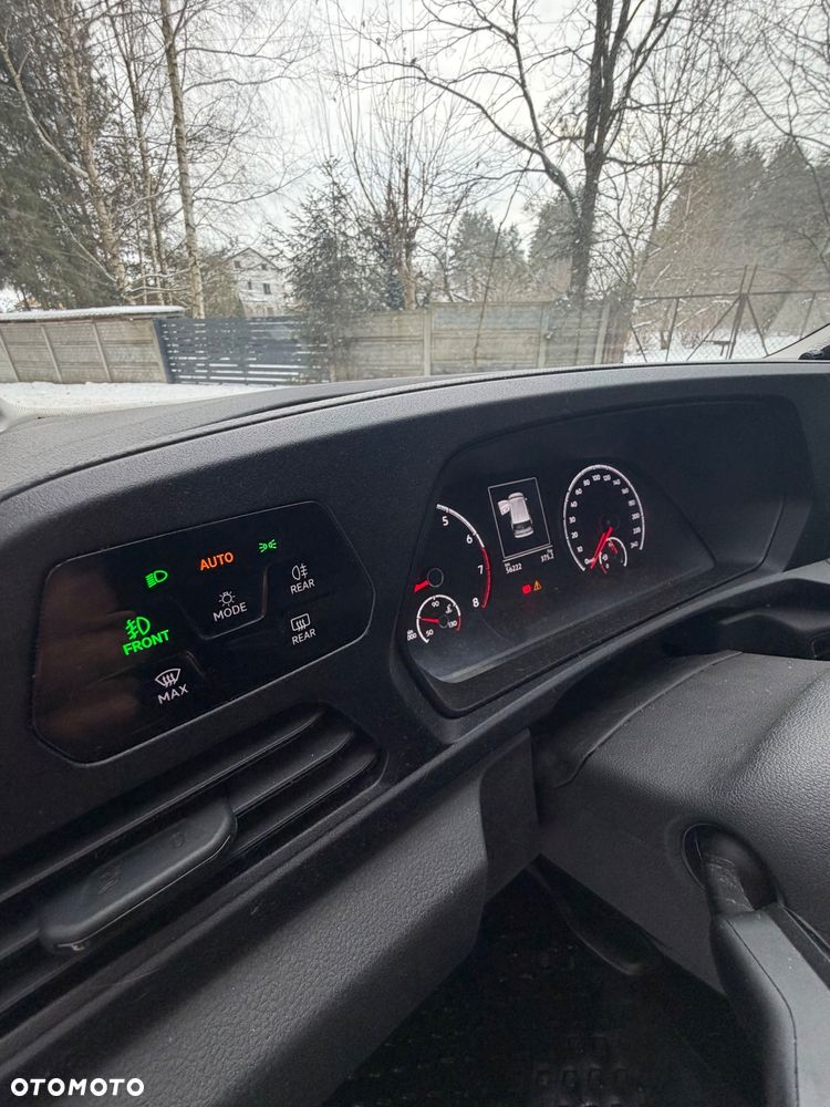 Volkswagen Caddy - 10