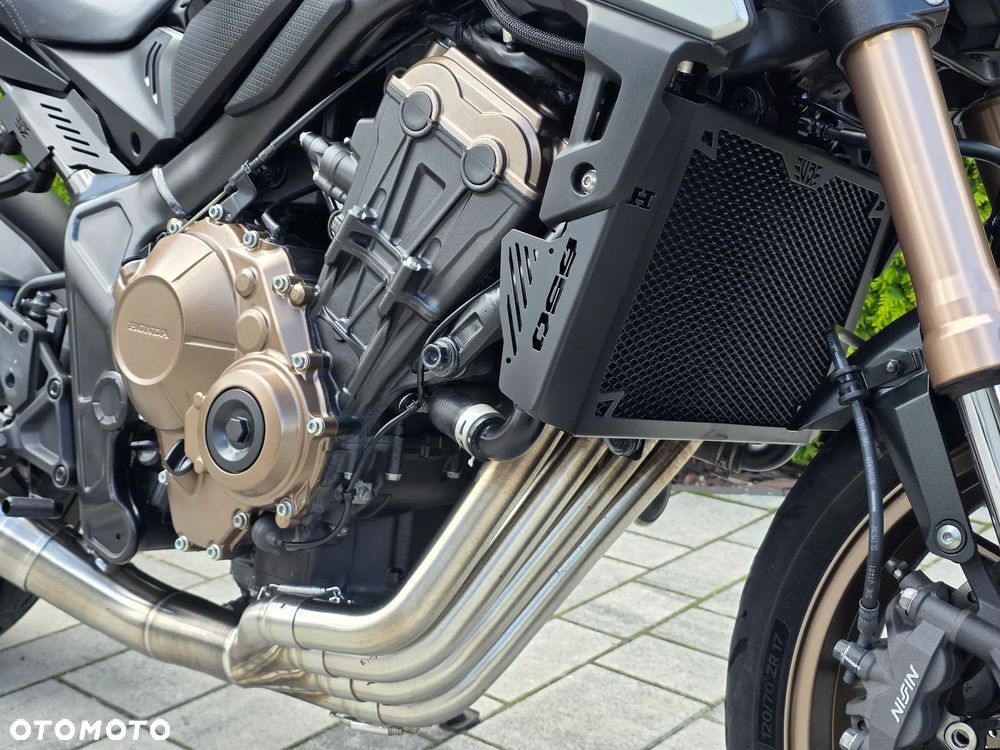 Honda CB - 8