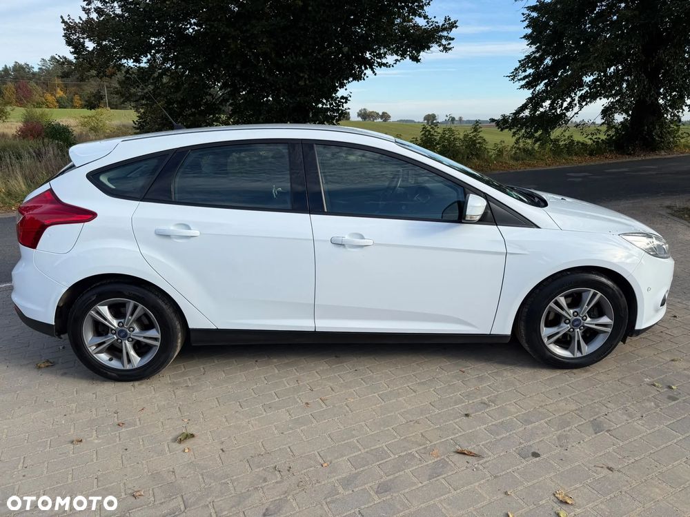 Ford Focus 1.0 EcoBoost Titanium - 10