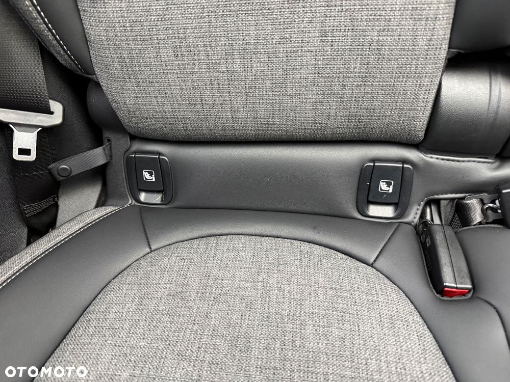 MINI Countryman Cooper Classic Trim - 24