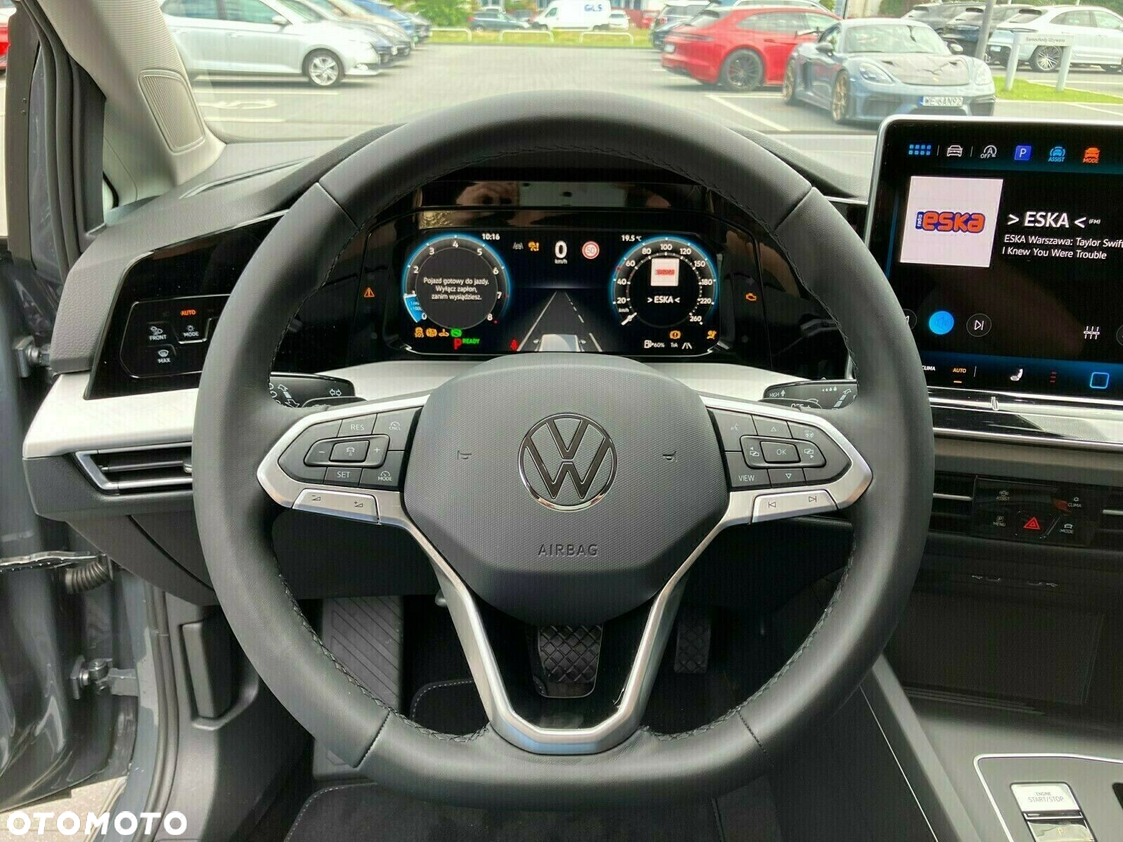 Volkswagen Golf - 10