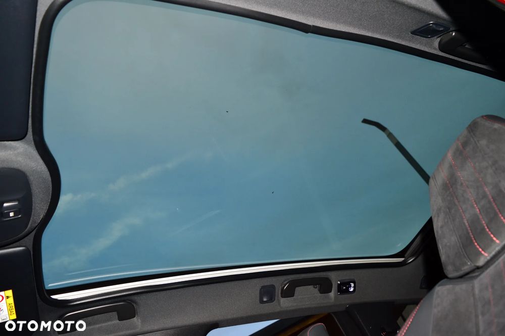 Peugeot 308 - 33