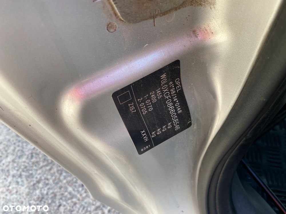 Opel Corsa 1.2 16V Enjoy Easytronic - 17