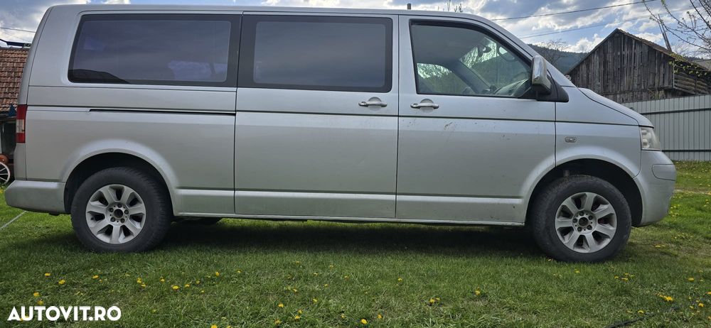 Volkswagen Caravelle - 3