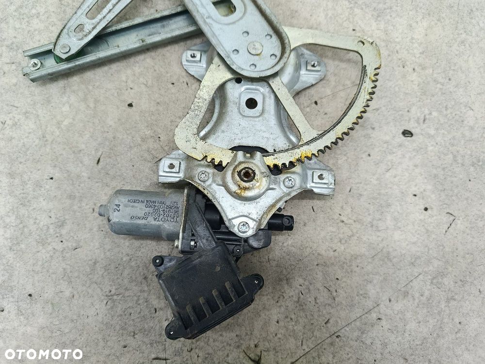 PODNOŚNIK SZYBY LEWY PRZÓD TOYOTA AVENSIS III T27 85702-02020 961919-100 - 2