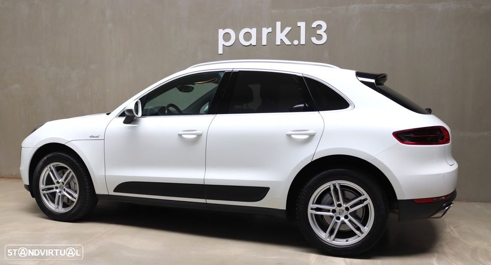 Porsche Macan S - 45