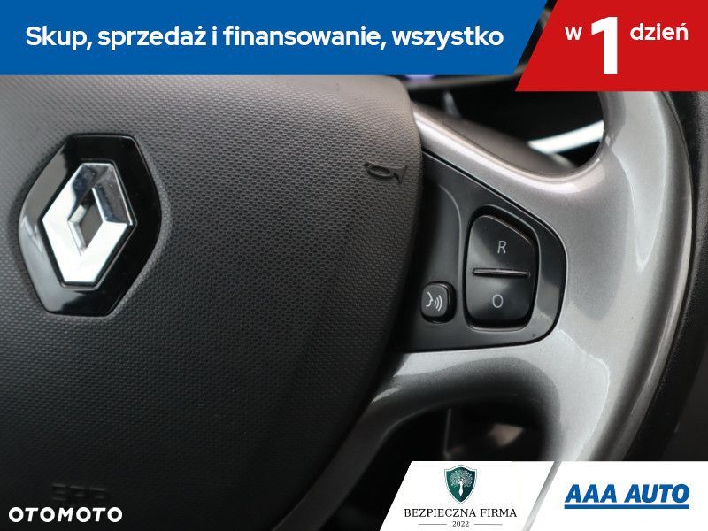 Renault Clio - 18