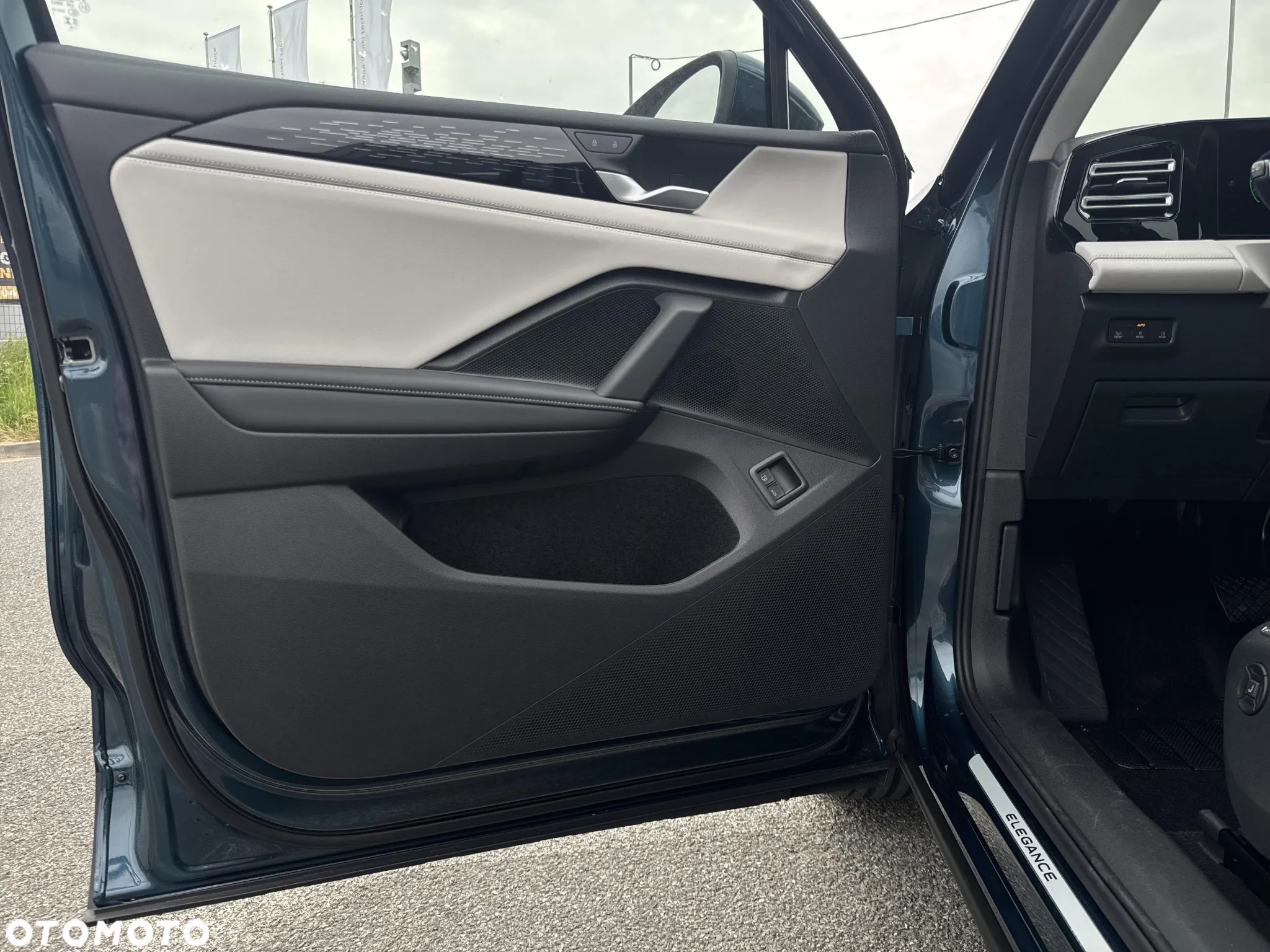 Volkswagen Tiguan 1.5 eHybrid PHEV Elegance DSG - 10