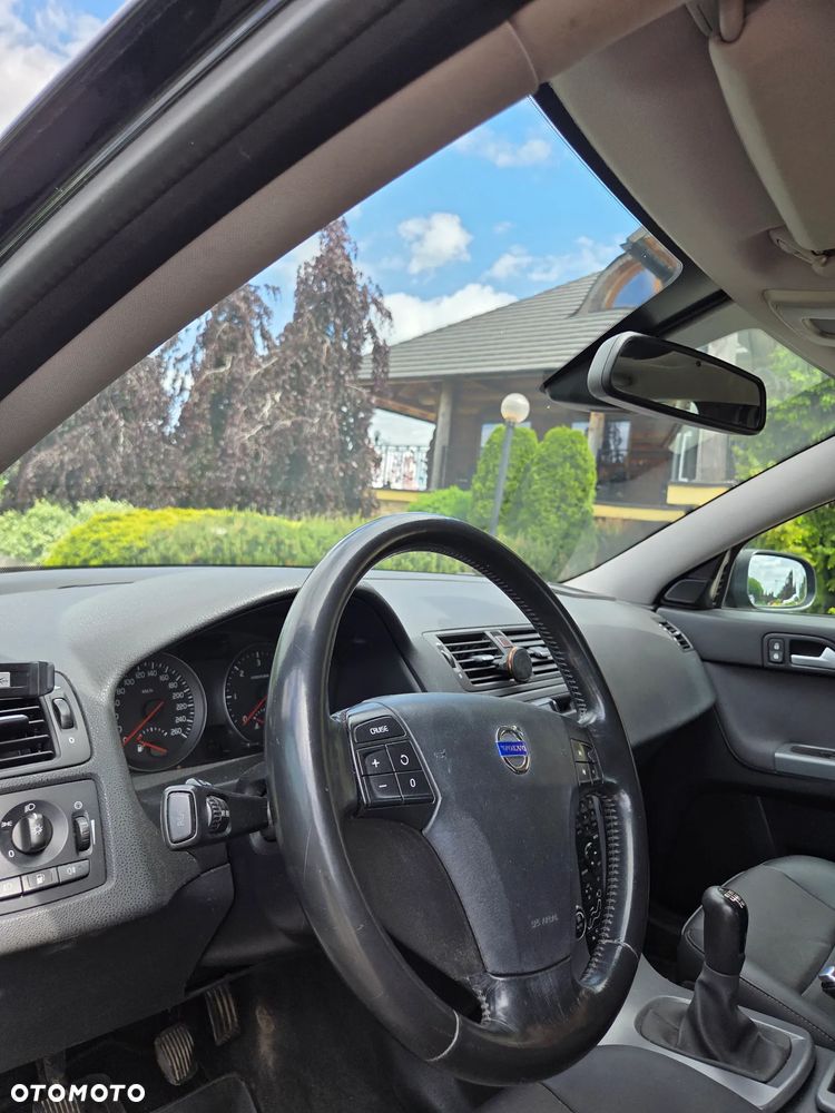 Volvo S40 2.0D Momentum - 8