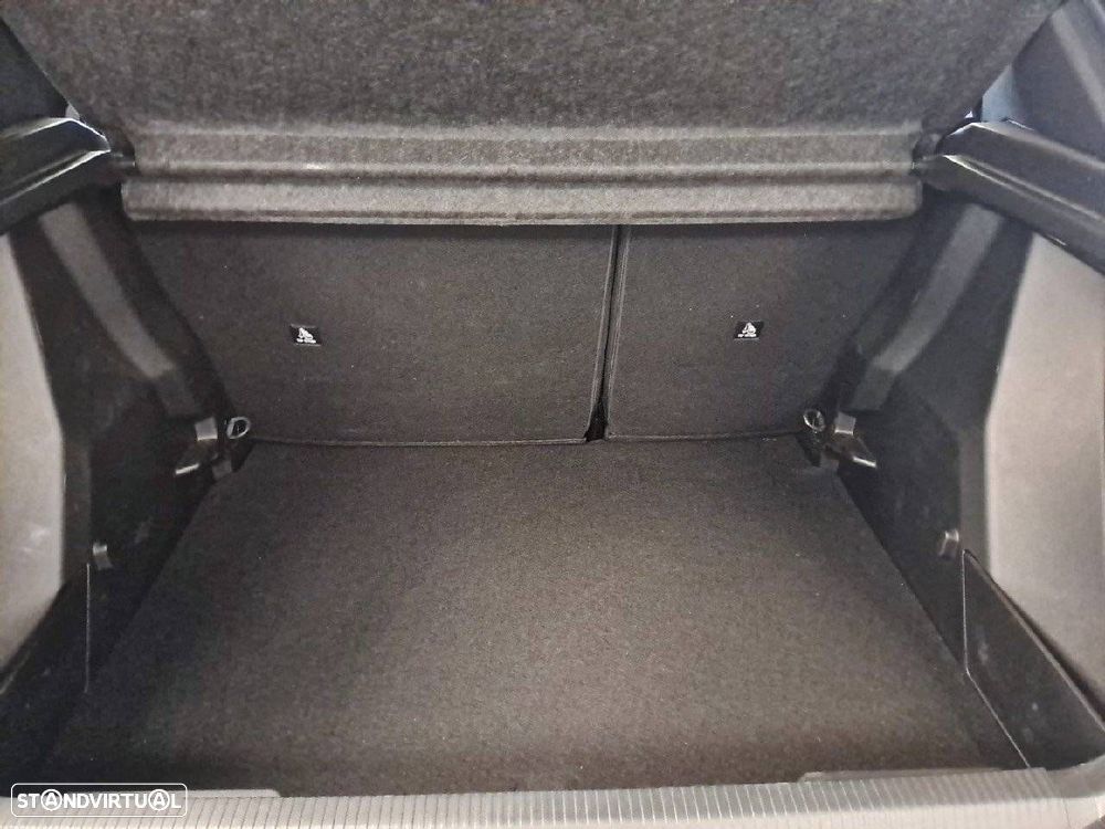 Peugeot 2008 1.2 PureTech Style - 6