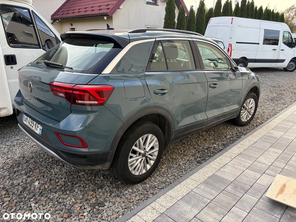 Volkswagen T-Roc 2023 photo 3