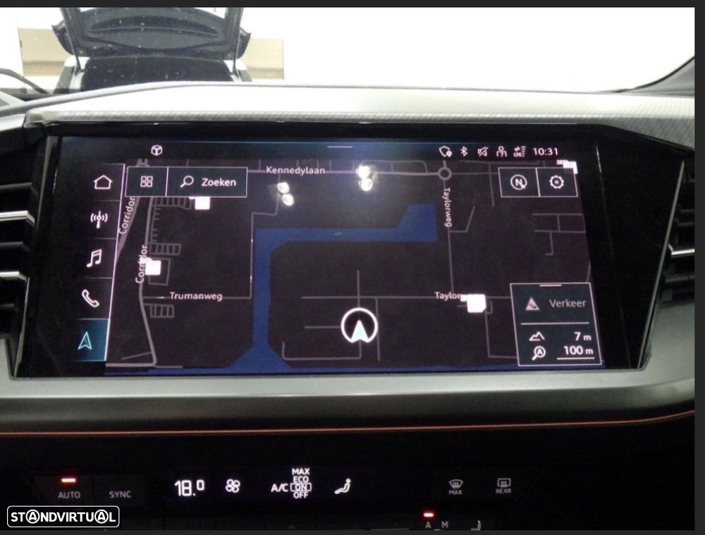 Audi Q4 e-tron SUV - 11