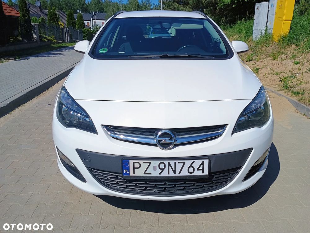 Opel Astra 1.6 CDTI DPF ecoFLEX Start/Stop Exklusiv - 4