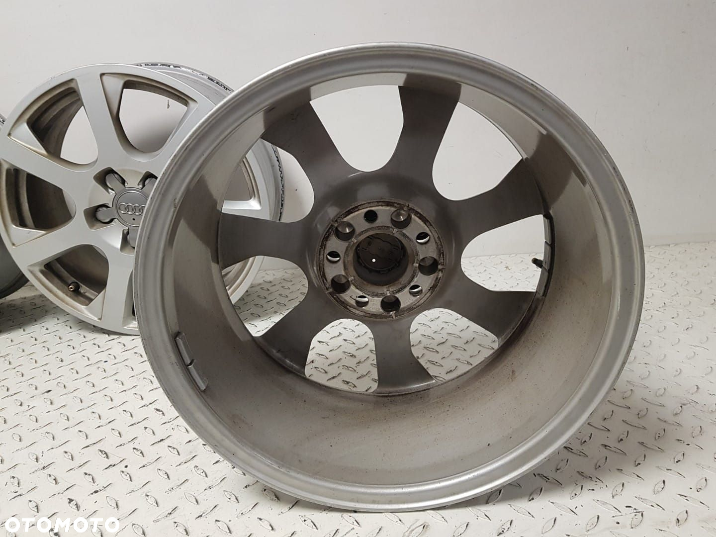 ALUFELGA FELGA ALUMINIOWA AUDI Q5 I 1 08-16 7.0 x 17r 5x112 ET37 8R0 8R0601025D - 5