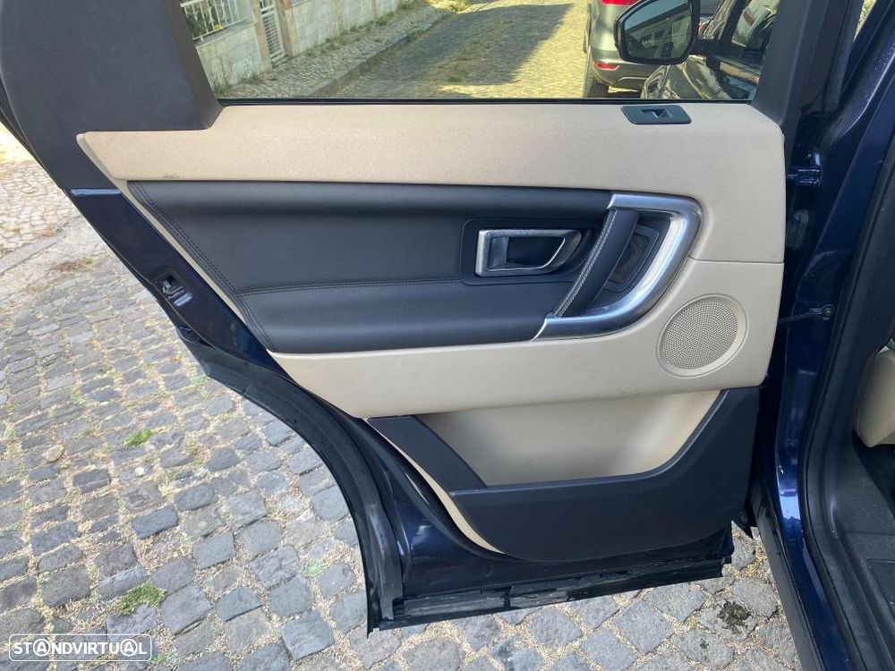 Land Rover Discovery Sport 2.0 TD4 HSE Luxury 7L Auto - 7