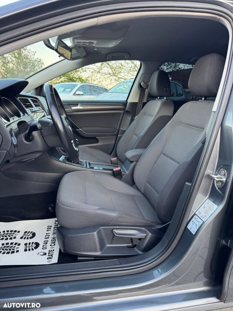 Volkswagen Golf - 14
