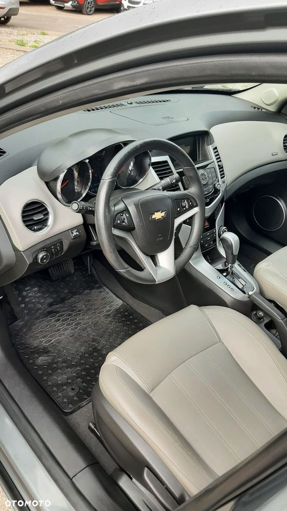 Chevrolet Cruze 1.8 Automatik LTZ - 11