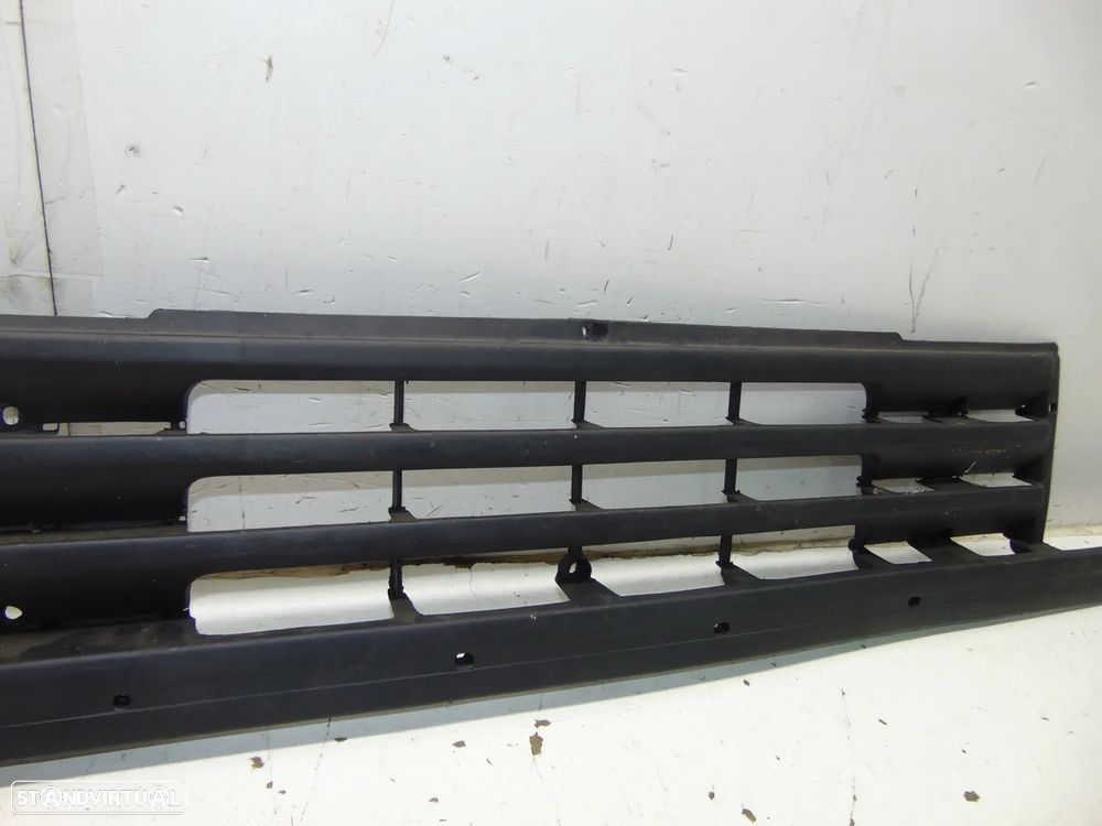 Mitsubishi Canter grelha - 3