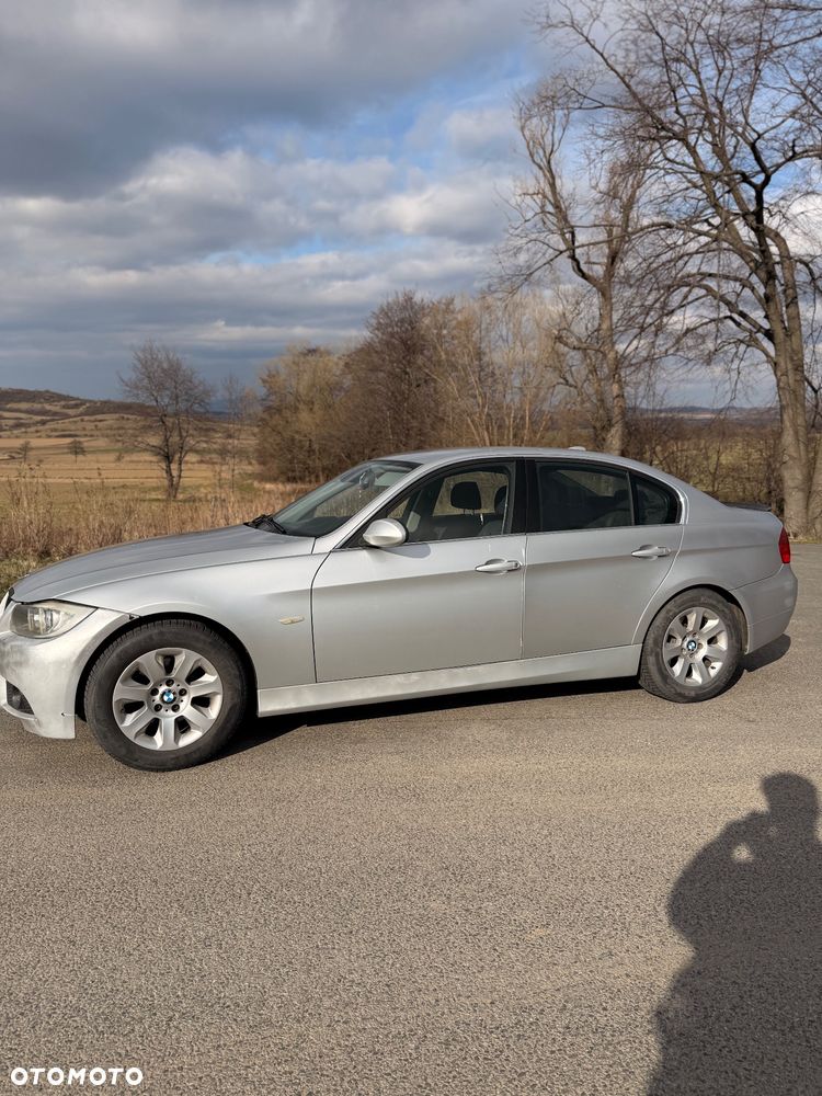 BMW Seria 3 325i - 2