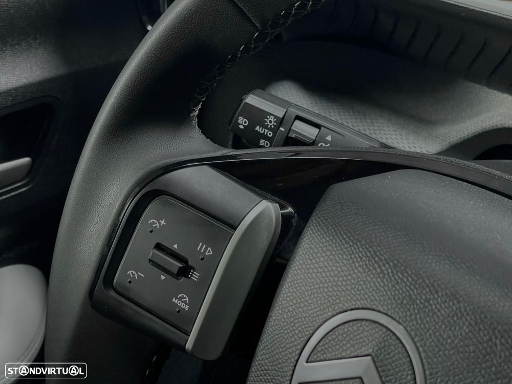 Citroën e-C3 44 kWh Autonomia Conforto Max - 11