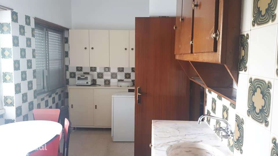 Apartamento T2 no Carregado - Grande imagem: 2/7
