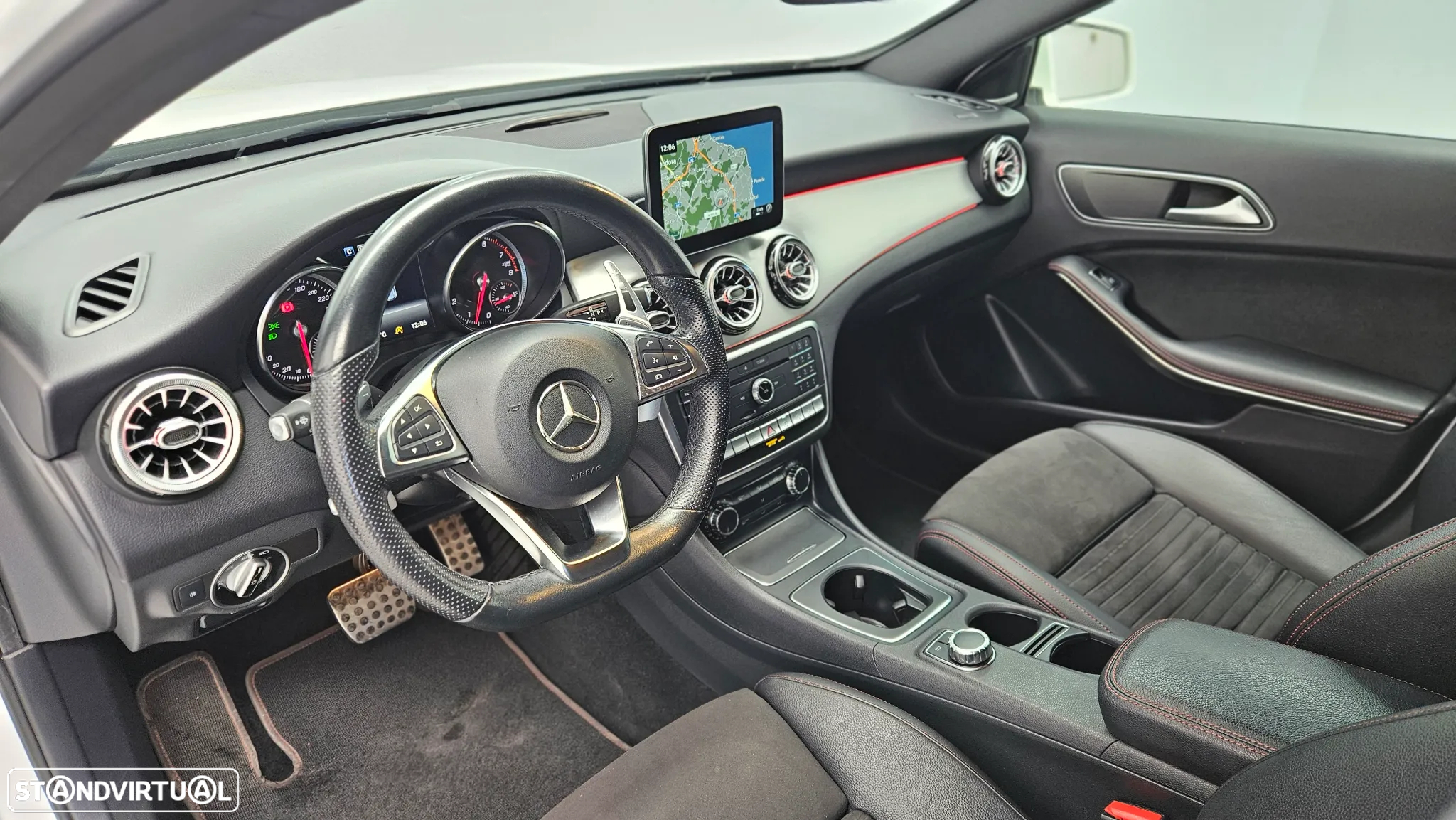 Mercedes-Benz GLA 220 4Matic 7G-DCT AMG Line - 8