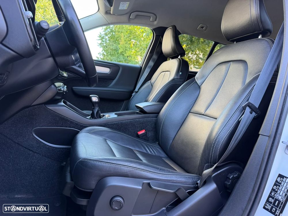 Volvo XC 40 1.5 T3 - 20
