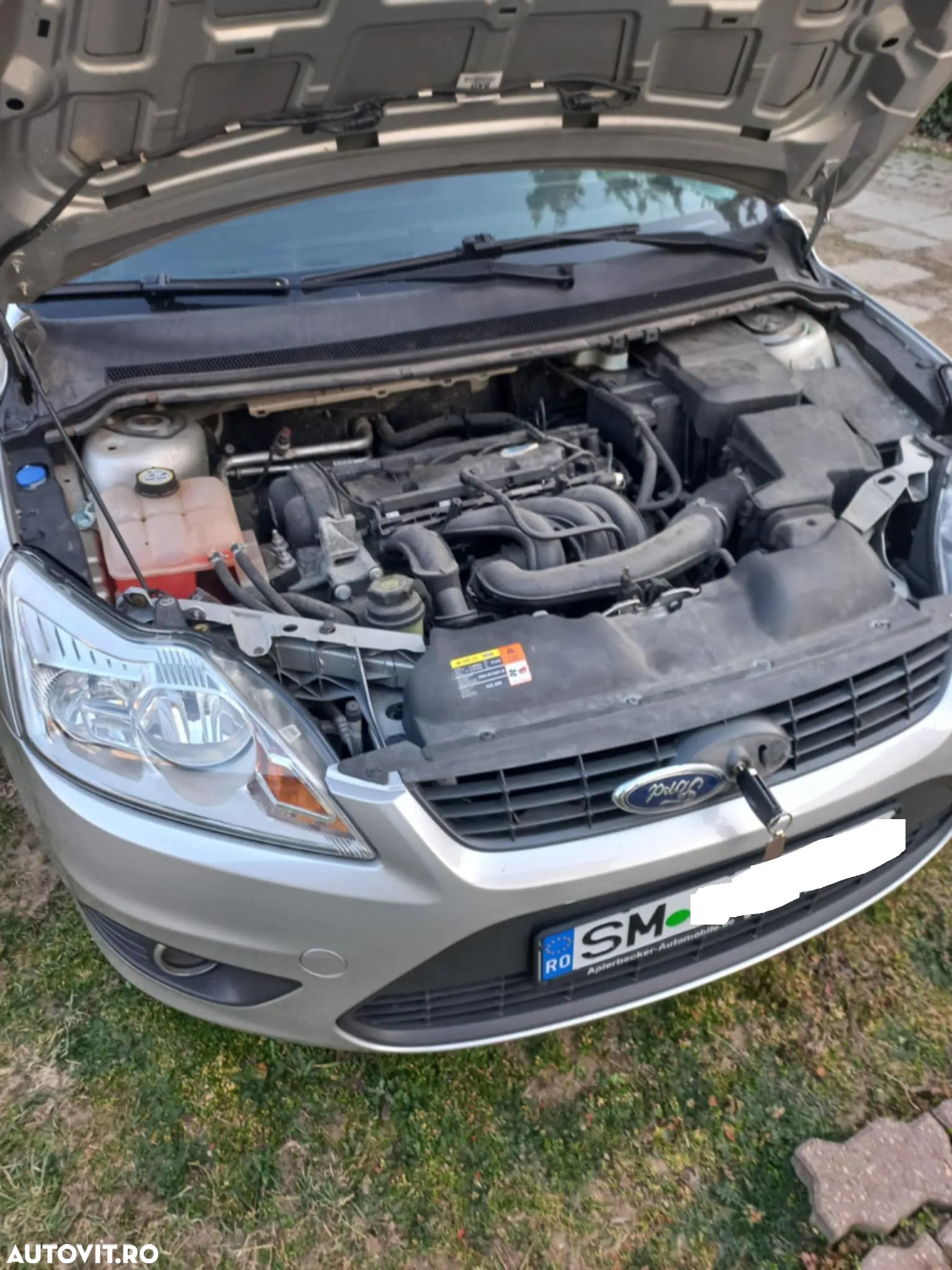 Ford Focus 1.6 16V Ghia - 10