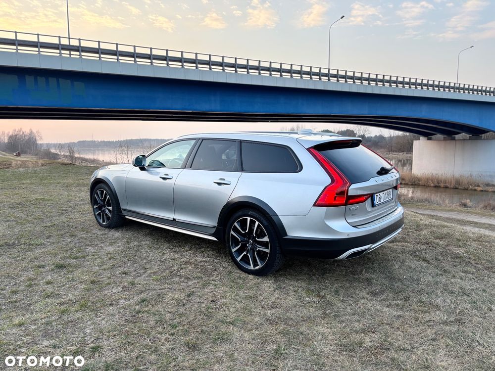 Volvo V90 Cross Country T5 AWD Pro - 3