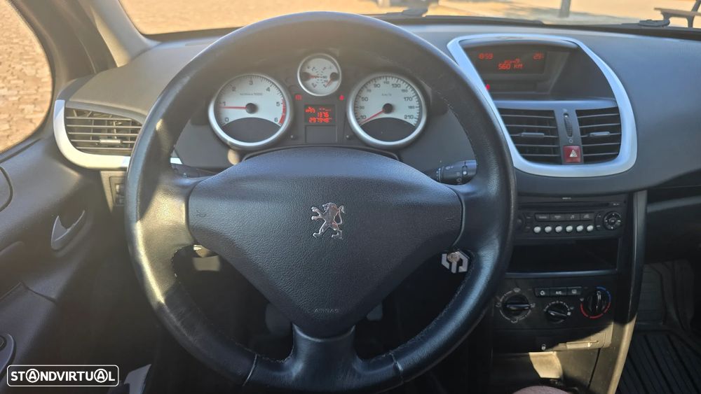 Peugeot 207 1.4 HDi Trendy - 7