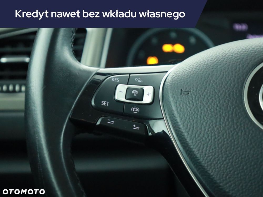 Volkswagen T-Roc - 19