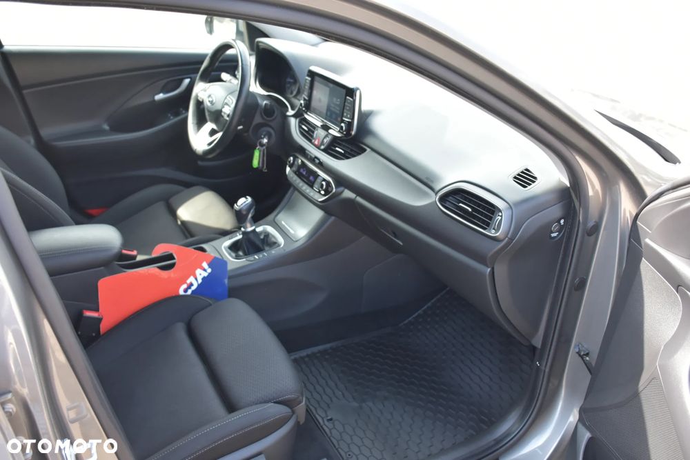 Hyundai i30 1.4 T-GDI YES - 14