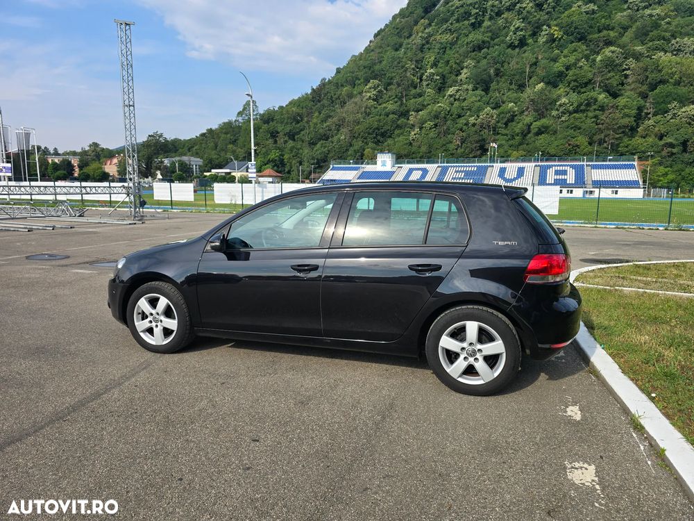 Volkswagen Golf - 3