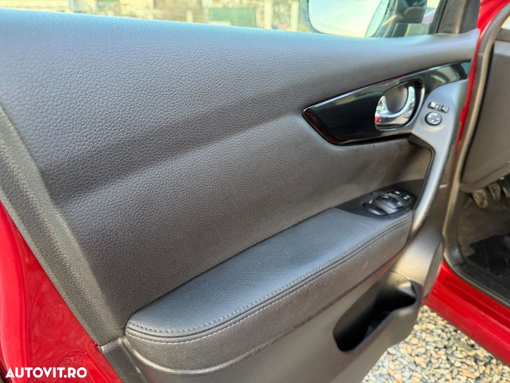 Nissan Qashqai 1.6 DCI TEKNA+ - 18