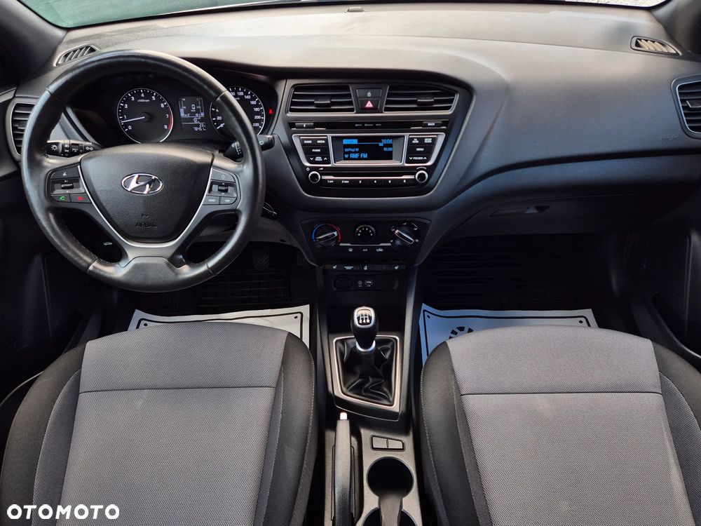 Hyundai i20 1.2 Passion - 21