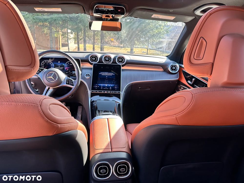 Mercedes-Benz GLC - 17