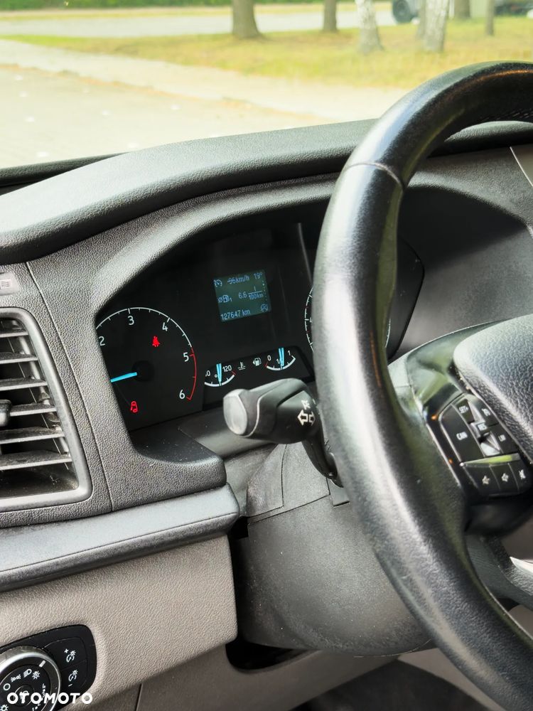 Ford Transit Custom - 9