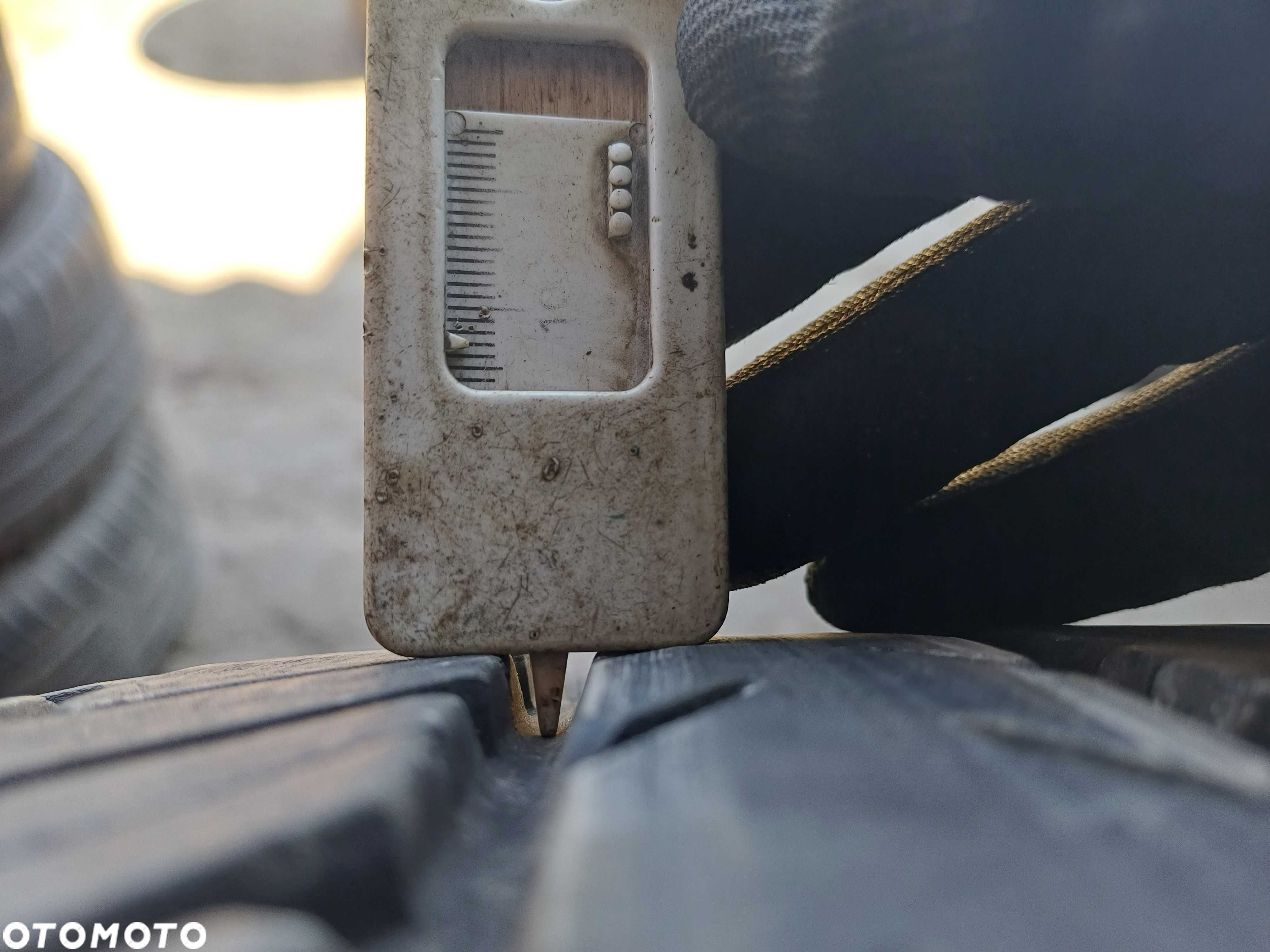 Kelly Uhp 225/45 R17 91W 2021r - 2