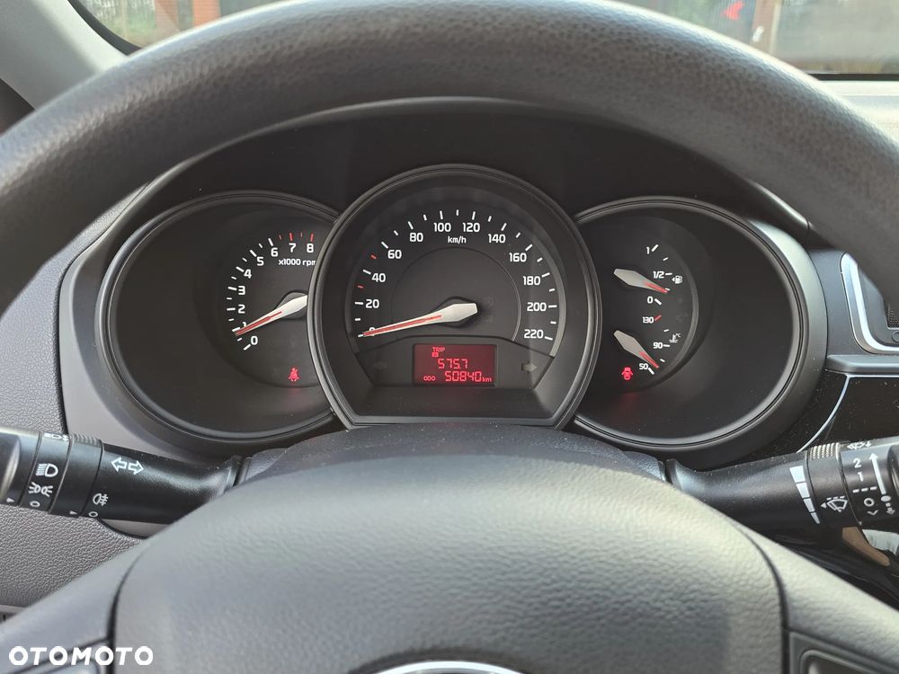 Kia Rio 1.2 L - 15