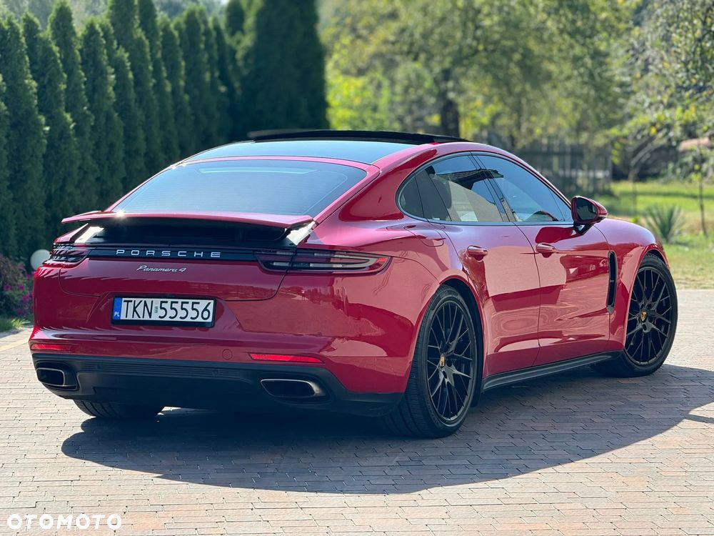 Porsche Panamera 4 - 26