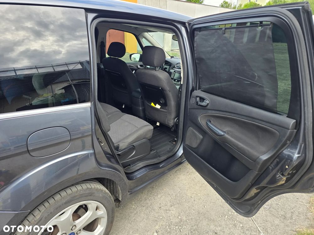 Ford Galaxy 2.2 TDCi Ghia - 10