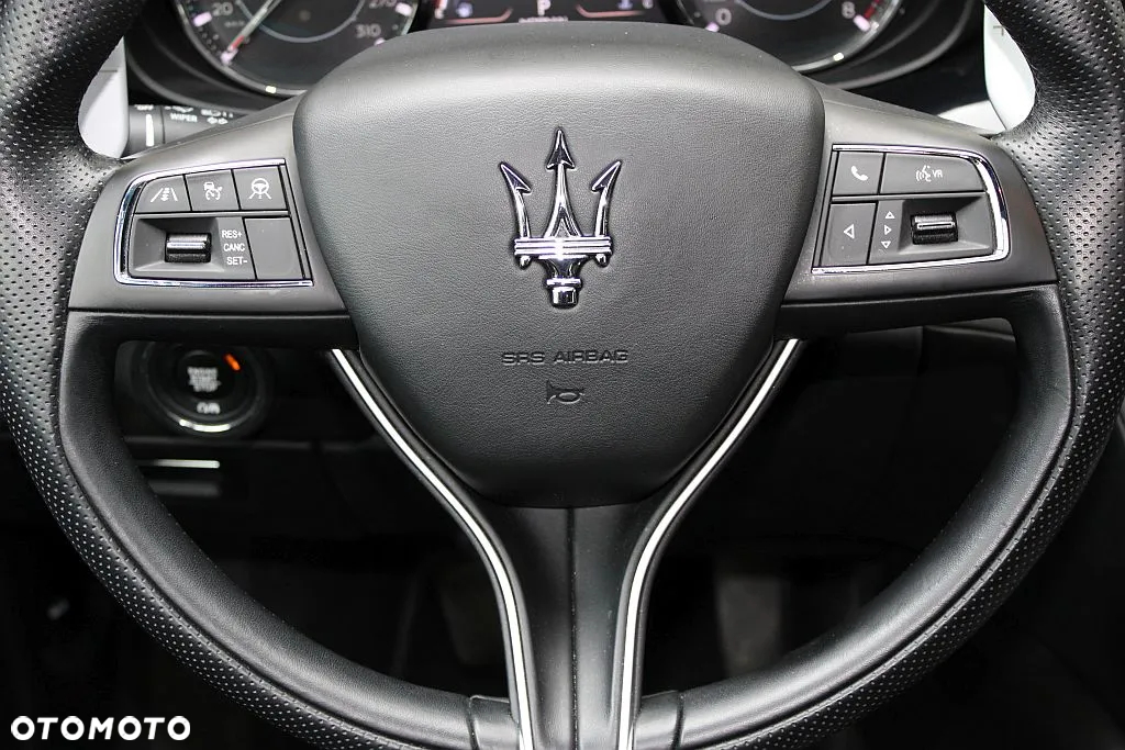 Maserati Quattroporte Modena - 21