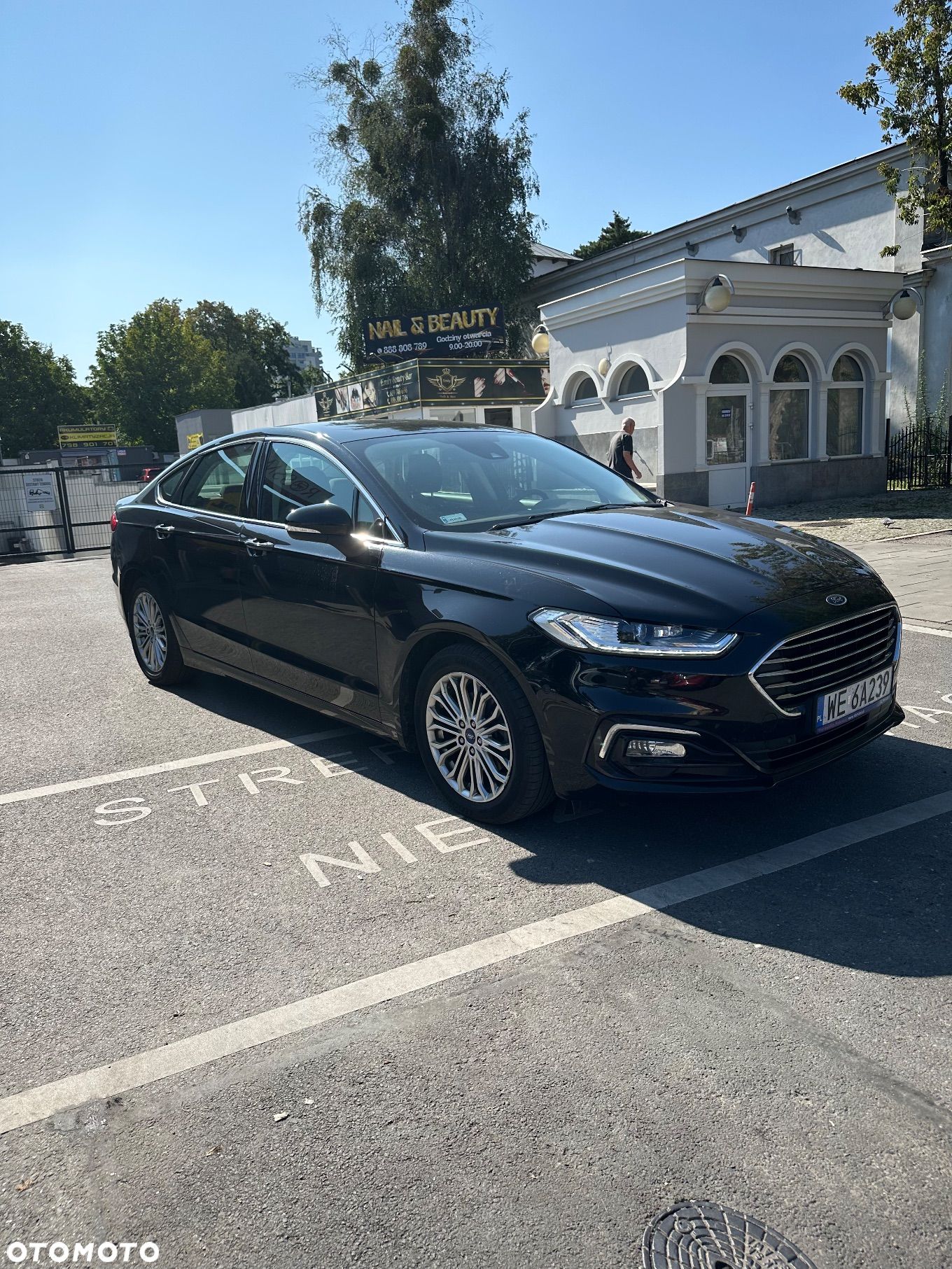 Ford Mondeo 2.0 Hybrid Titanium - 1