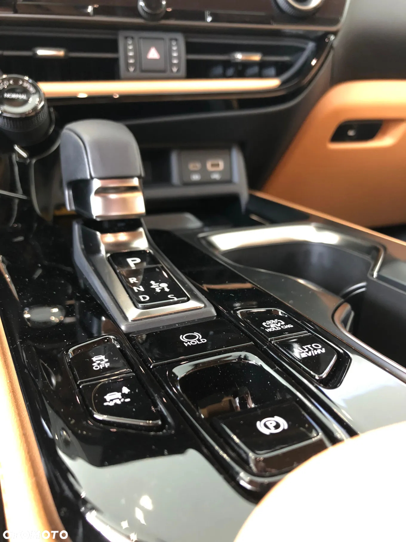 Lexus NX 450h+ Prestige AWD - 20