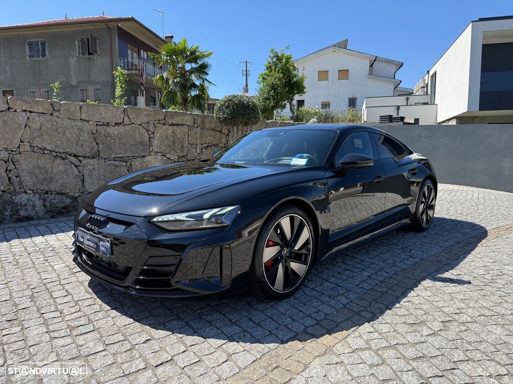Audi e-tron GT quattro - 1