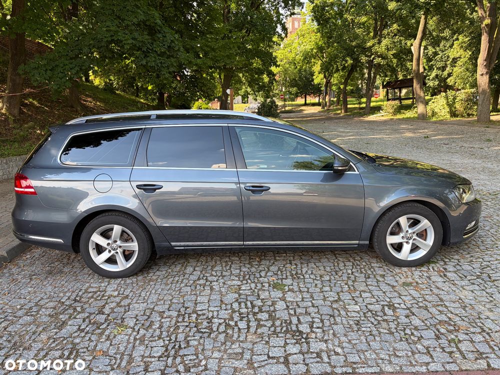 Volkswagen Passat 2.0 TDI DPF Comfortline - 4