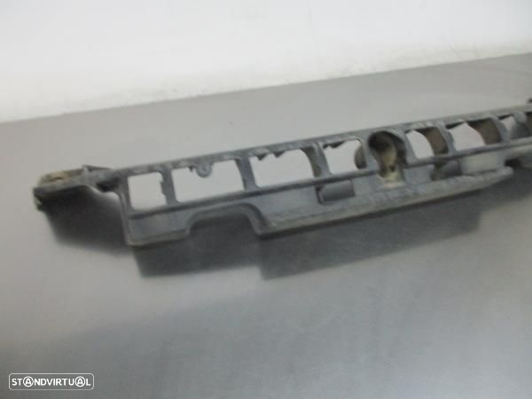 Guia Para Choques Tras Peugeot 207 (Wa_, Wc_) - 2