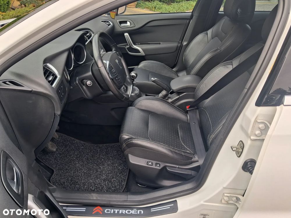 Citroën DS4 BlueHDi 120 S&S SoChic - 6