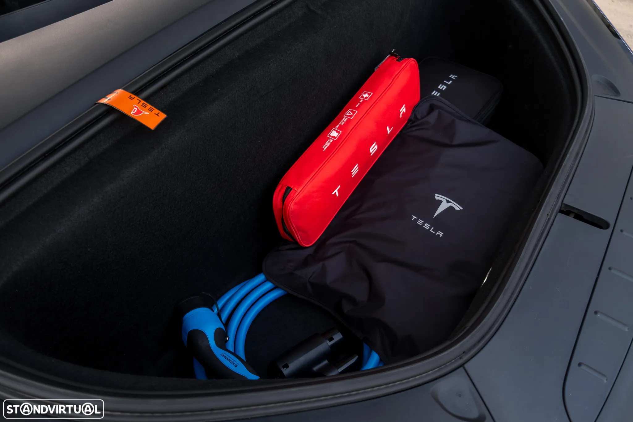 Tesla Model X 100 kWh Long Range AWD - 18